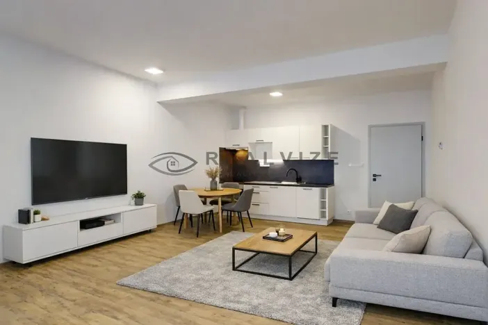 Pronájem bytu 1+kk, České Budějovice, Puklicova, 38 m2