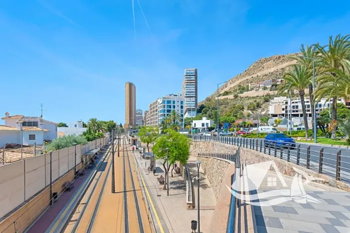 Prodej bytu 3+kk, Alicante, Španělsko, 62 m2