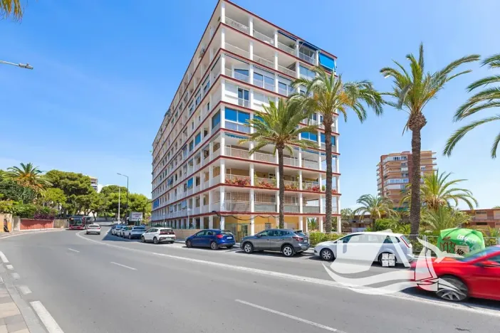 Prodej bytu 3+kk, Alicante, Španělsko, 62 m2