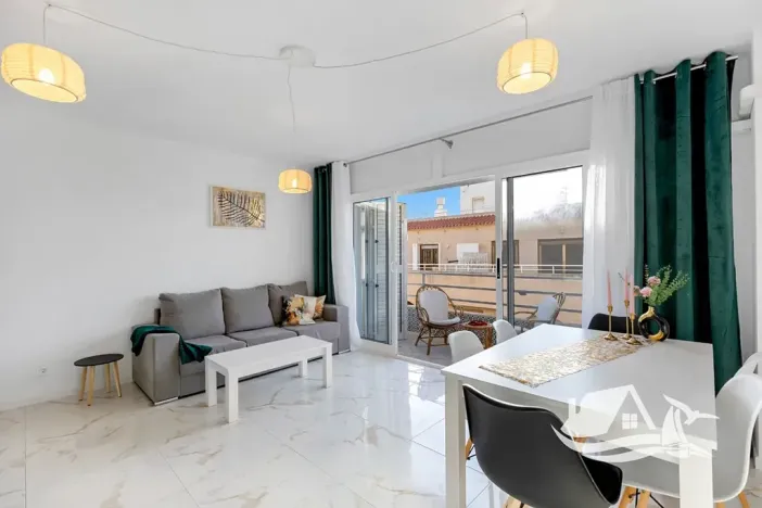 Prodej bytu 4+kk, Torrevieja, Španělsko, 70 m2