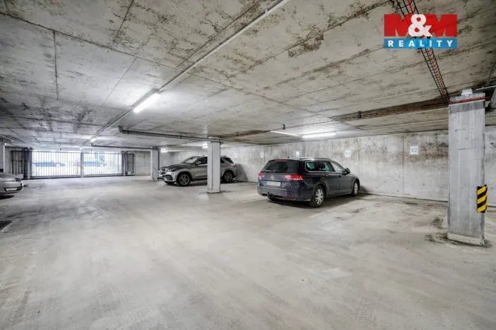 Prodej garážového stání, Plzeň, Kollárova, 12 m2