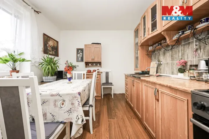 Prodej bytu 2+1, Olomouc - Hejčín, Ladova, 60 m2