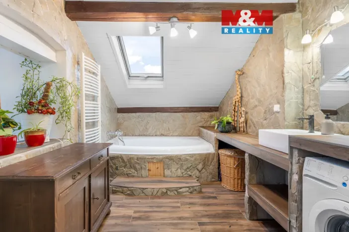 Prodej rodinného domu, Velvary, Pražská, 218 m2