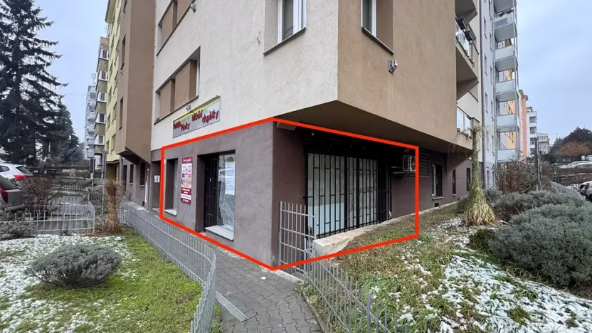 Pronájem obchodního prostoru, Brno, Merhautova, 34 m2