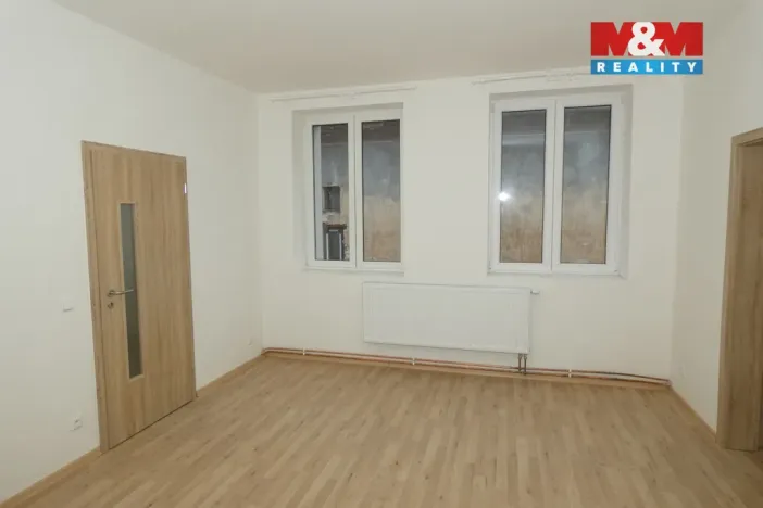 Pronájem bytu 2+1, Žleby, Zámecké náměstí, 53 m2