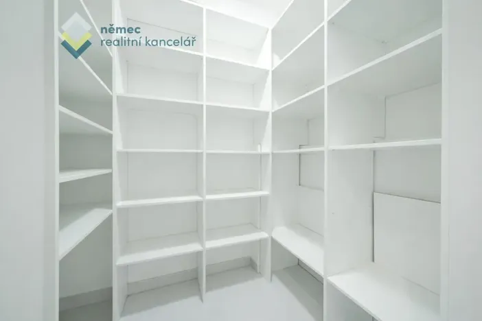 Pronájem bytu 2+kk, Praha - Střížkov, Makedonská, 64 m2