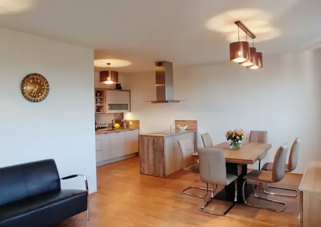 Pronájem bytu 3+kk, Praha - Smíchov, U Dívčích hradů, 93 m2