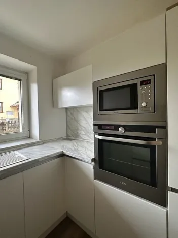 Pronájem bytu 2+1, Liberec - Liberec I-Staré Město, Svojsíkova, 63 m2