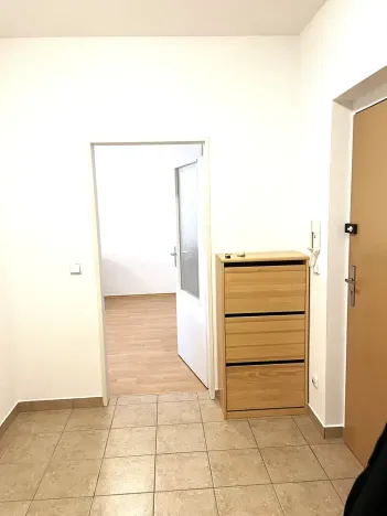 Prodej bytu 1+kk, Vestec, Ve Stromkách, 45 m2