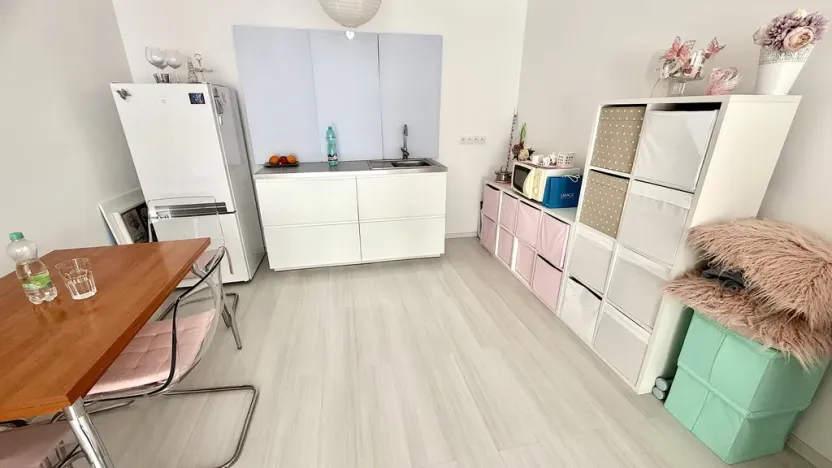 Pronájem bytu 2+kk, Jihlava, Vrchlického, 61 m2