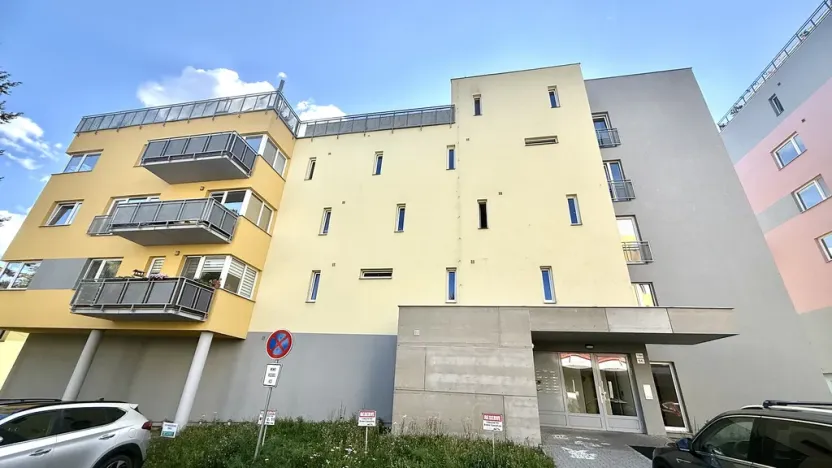 Pronájem bytu 2+kk, Jihlava, Vrchlického, 61 m2