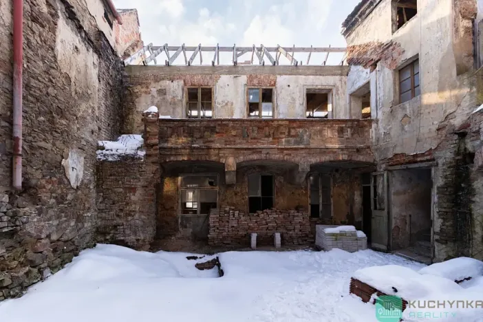 Prodej činžovního domu, Duchcov, G. Casanovy, 500 m2