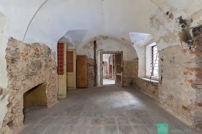 Prodej rodinného domu, Duchcov, G. Casanovy, 500 m2