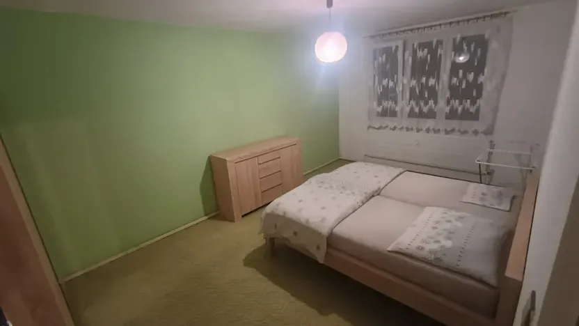 Pronájem bytu 3+1, Holoubkov, 86 m2