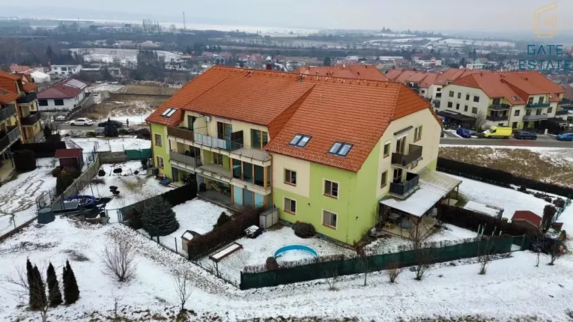 Pronájem bytu 1+kk, Holubice, 29 m2