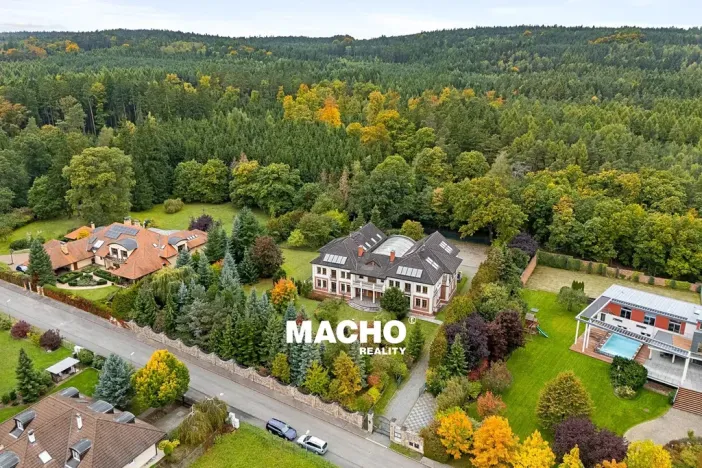 Prodej vily, Řitka, Lesní, 1181 m2