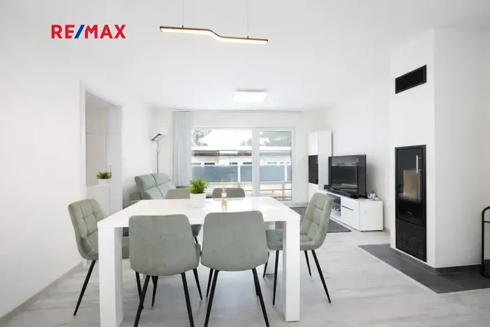 Prodej rodinného domu, Dobrovíz, 61 m2