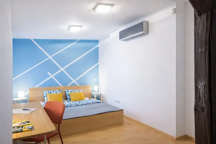 Pronájem bytu 6+kk a větší, Praha - Holešovice, Strojnická, 168 m2