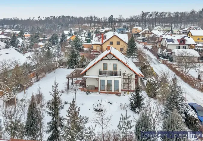Prodej rodinného domu, Vysoká nad Labem, 263 m2