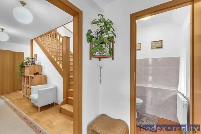 Prodej rodinného domu, Vysoká nad Labem, 263 m2