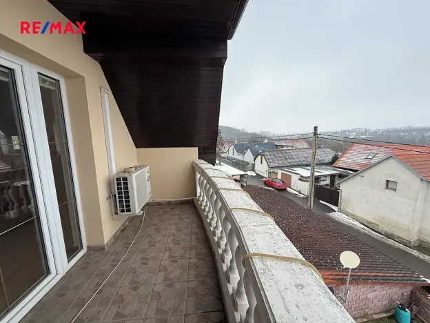 Pronájem bytu 3+kk, Vodochody, U Pošty, 153 m2