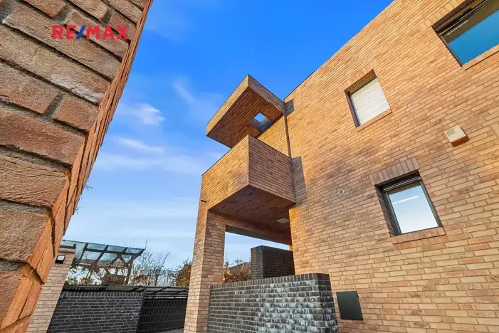 Prodej vily, Praha - Klánovice, Zádražanská, 330 m2