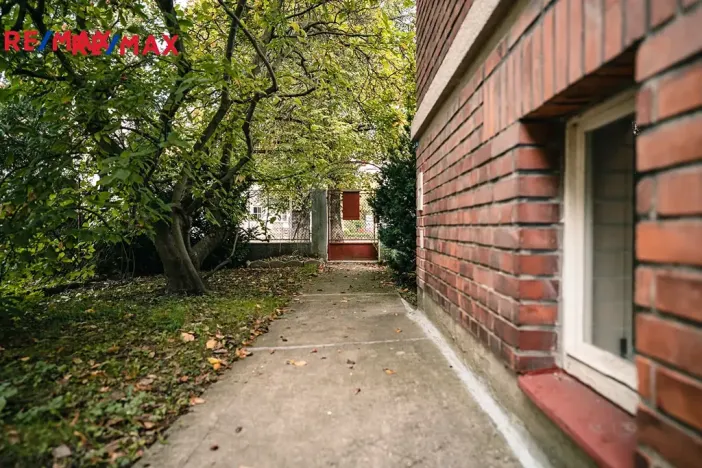 Prodej vily, Hradec Králové, Nezvalova, 285 m2