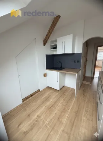 Pronájem bytu 4+1, Praha - Břevnov, Tomanova, 80 m2