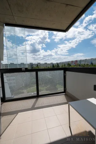 Pronájem bytu 2+kk, Praha - Střížkov, Lovosická, 52 m2