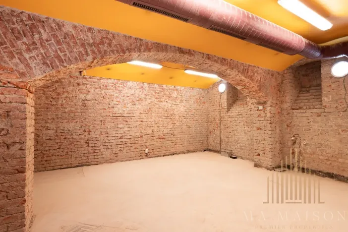 Pronájem obchodního prostoru, Praha, Pařížská, 105 m2