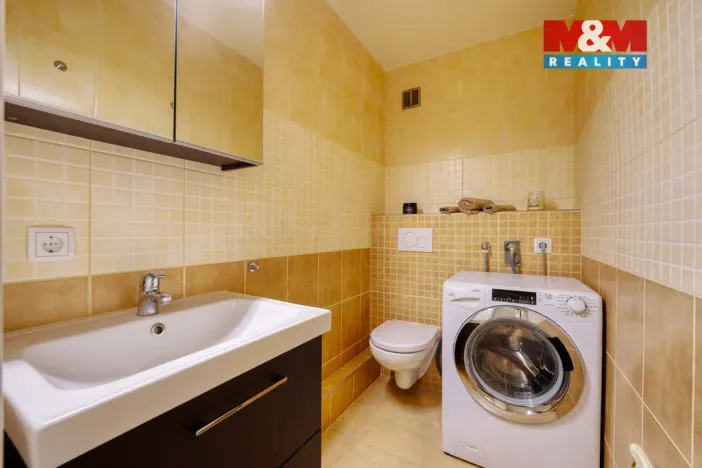 Prodej bytu 2+kk, Železná Ruda - Alžbětín, 55 m2