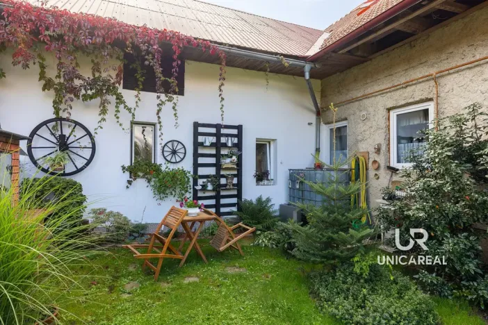 Prodej rodinného domu, Sklené nad Oslavou, 330 m2