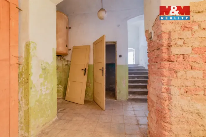 Prodej rodinného domu, Bochov - Těšetice, 200 m2