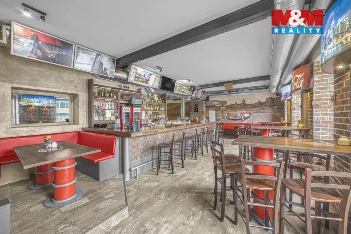 Pronájem restaurace, Chrudim - Chrudim III, Palackého třída, 129 m2