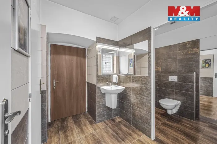 Pronájem restaurace, Chrudim - Chrudim III, Palackého třída, 129 m2