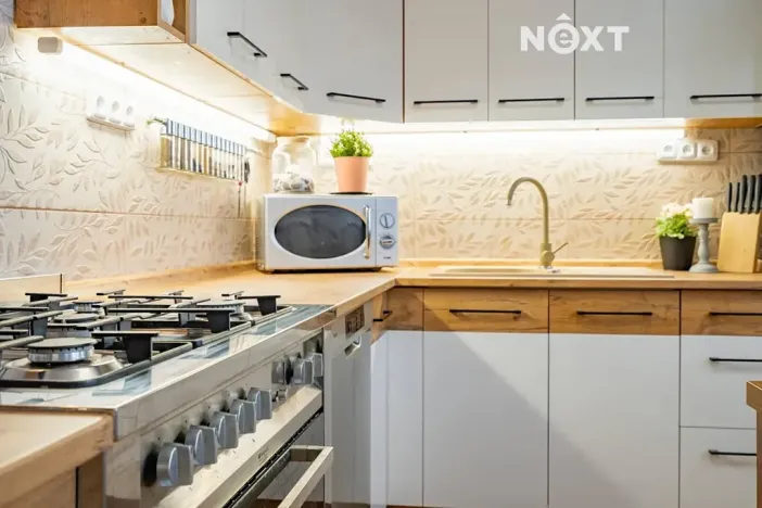 Prodej bytu 3+1, Husinec, Žižkova, 84 m2