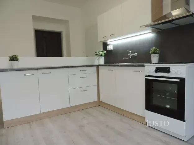 Pronájem bytu 2+1, Přerov, Hranická, 58 m2