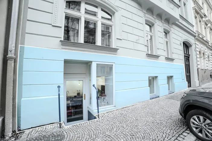 Pronájem obchodního prostoru, Praha - Vinohrady, Řipská, 92 m2