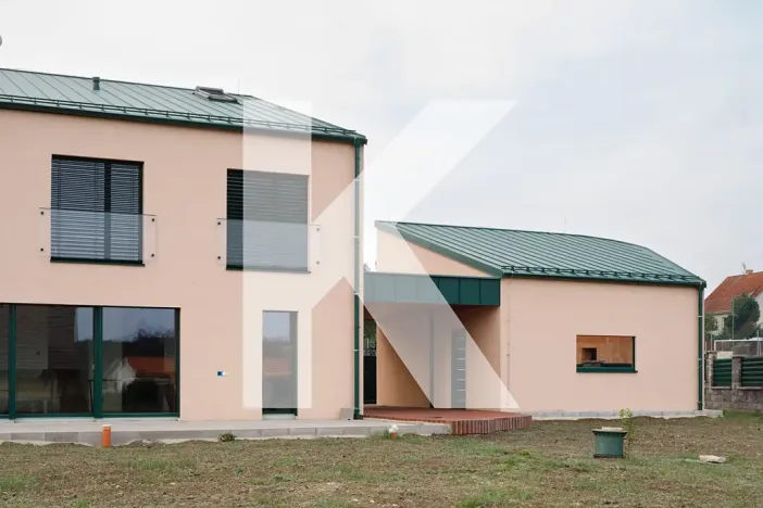 Prodej rodinného domu, Malá Hraštice, 200 m2