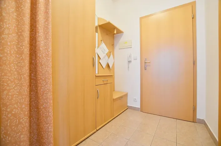 Pronájem bytu 1+1, Poděbrady, Hakenova, 34 m2