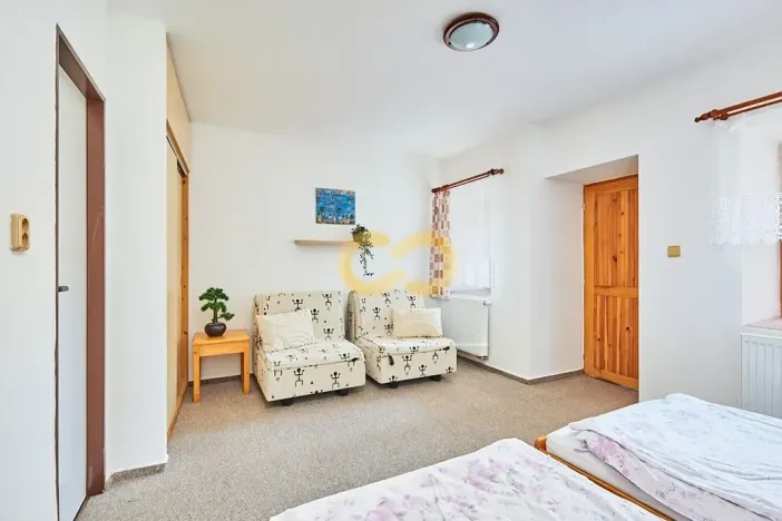 Prodej ubytování, Hoslovice, 468 m2