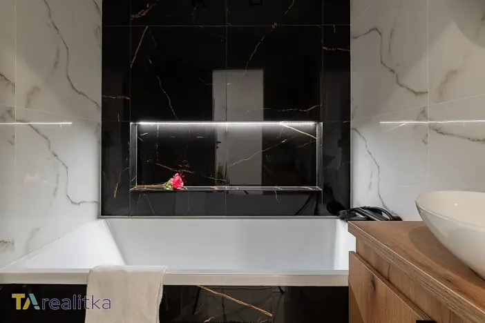 Prodej bytu 2+1, Karviná, Ciolkovského, 57 m2