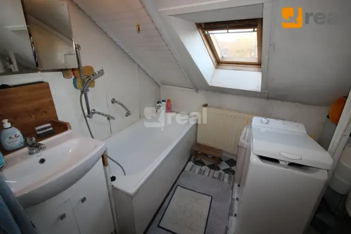 Prodej rodinného domu, Praha - Hrdlořezy, Hrdlořezská, 210 m2