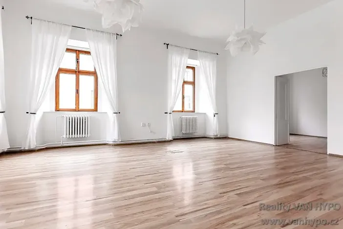 Prodej bytu 3+1, Žatec, náměstí Svobody, 99 m2