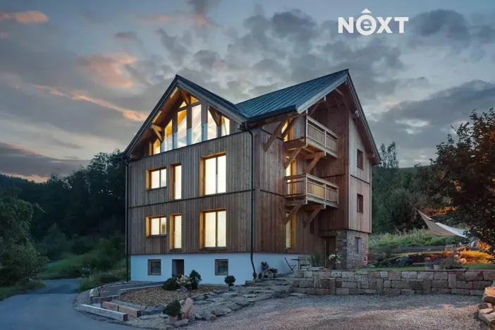 Prodej rodinného domu, Benecko, 342 m2