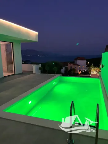 Prodej vily, Кримовице, Černá Hora, 115 m2