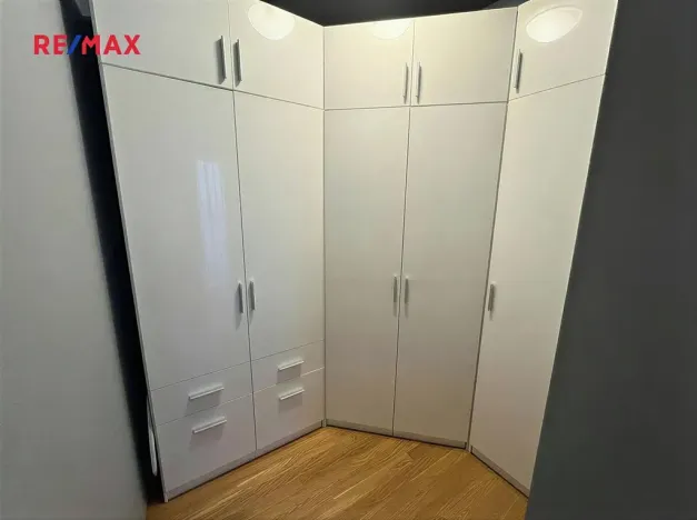 Pronájem bytu 4+kk, Praha - Žižkov, Ke kapslovně, 156 m2