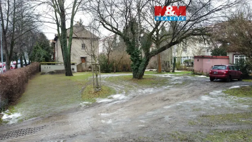 Prodej pozemku pro bydlení, Praha, Troilova, 591 m2