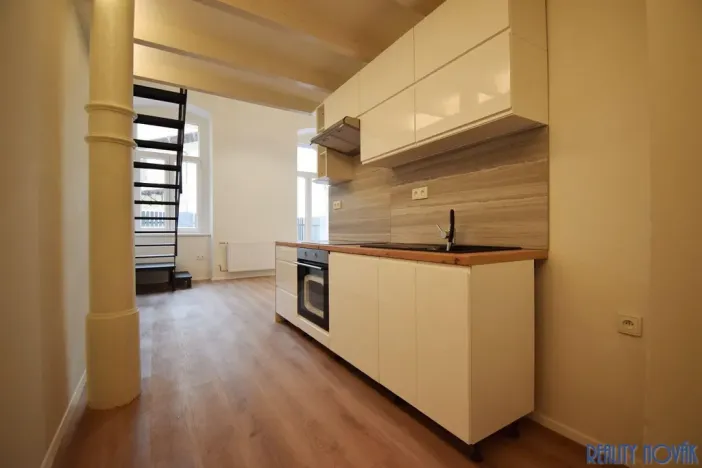 Pronájem bytu 3+kk, Teplice, Českobratrská, 72 m2