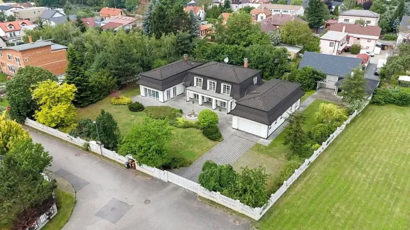 Prodej rodinného domu, Praha - Újezd nad Lesy, Ctiněveská, 420 m2